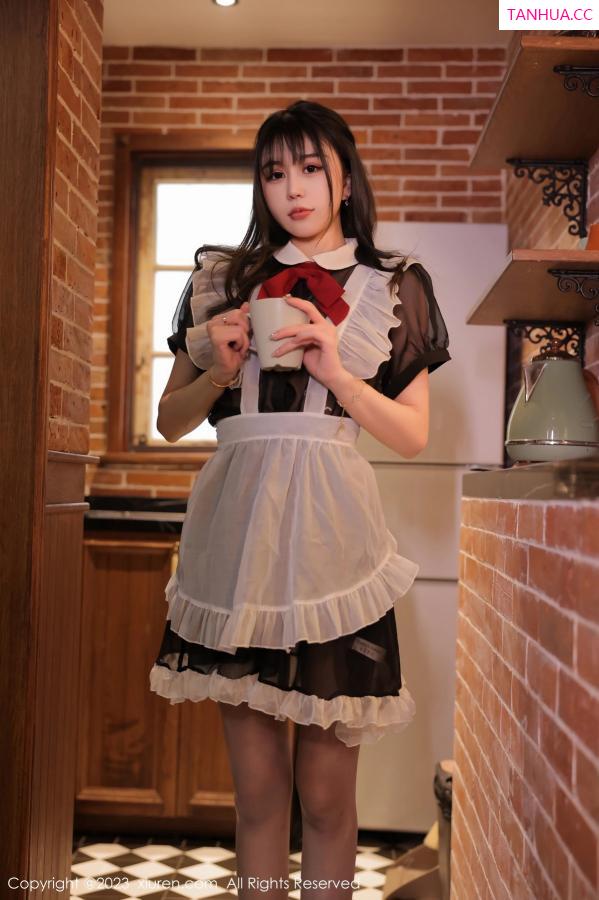 tina_甜仔  [XiuRen]高清写真图 2023.02.23 No.6310 tina_甜仔 女仆服美臀第4张图片